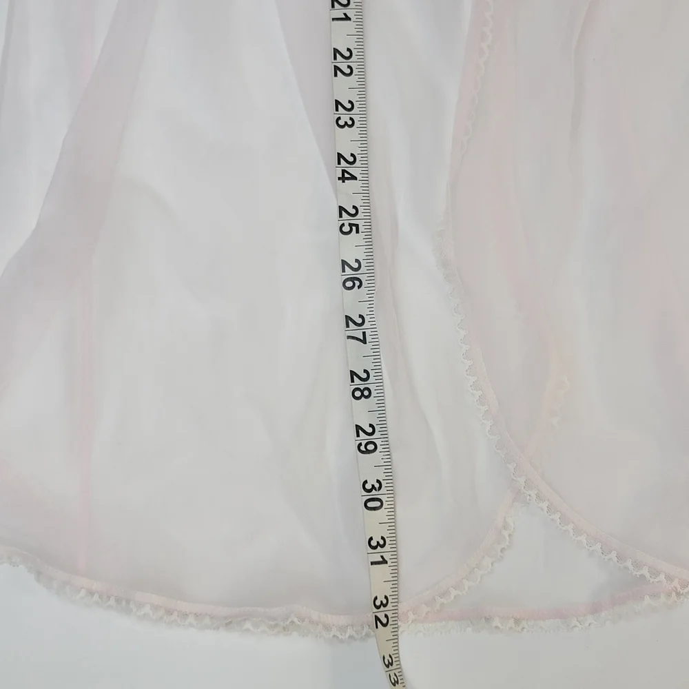 Vanity Fair Vintage Soft Pink Sheer Open Duster Rober, Floral Applique, EUC, szS - Picture 9 of 9